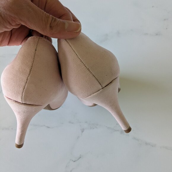 Pink suede pumps - Picture 3 of 4
